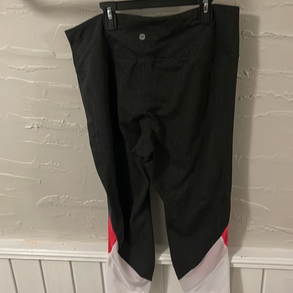 Tangerine workout leggings - Picture 2 of 8